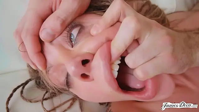 Wild Passionate Sex With Hot Pornstar Babe Karma RX