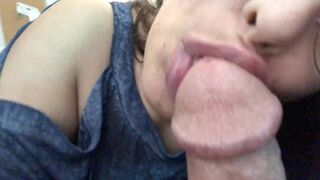 Sizzling Samantha's Glasses-Glamor: Cum-Covered MILF Passion