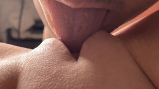 FAST TONGUE PUSHSME OVER! 4K POV BOYFRIEND LICKING MY PUSSY🌮️