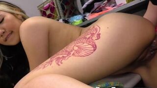 ASIAN TEEN SHOPLIFTING - Lee Opens Up For Officers' Attention (Giovanni Francesco)