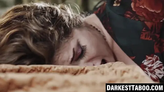 Vanessa Vegas rides massive dick🌭 with tattooed ass🍑