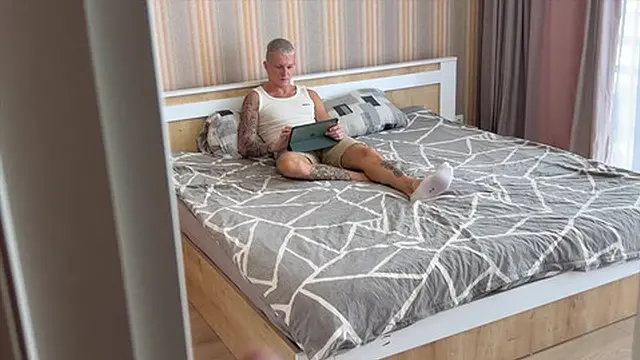 Bisexual threesome with new guy on campus cum on his face from pussy