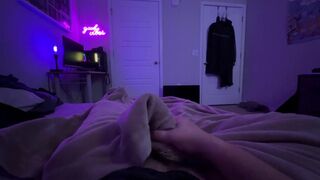 Your horny gamer bf can’t wait after his nap *ASMR MOANS* huge cumshot
