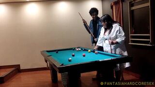 Le di una leccion a mi mejor amiga por perder la partida de pool