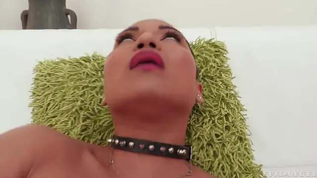 This is her spicier hole (Lana Violet)