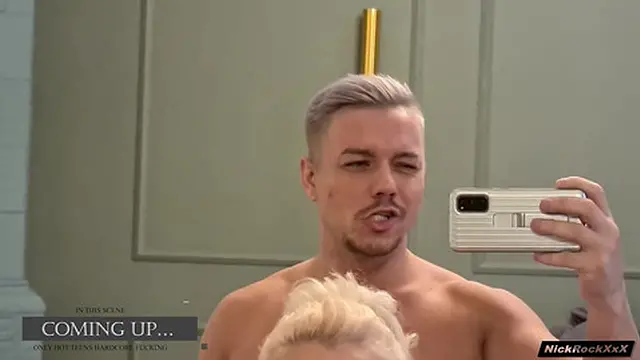 Clapping Ass & Anal Close-Up ! Gymnast Blonde Takes Cum in Splits