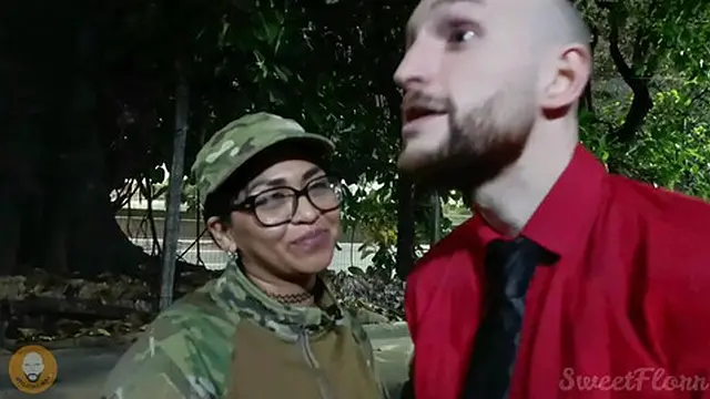 La gendarme SWEETFLORR &mdash;  realiza control vehicular y terminada DOMINADA y SOMETIDA  PARTE 1 (Lucy Li)