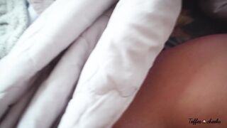 I got a huge cumshot on my pussy and ass after a crazy night