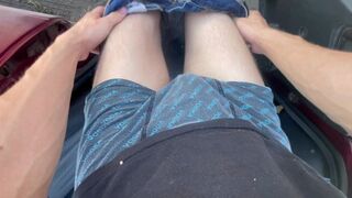 Красивая дрочка в поле. Дрочка за рулем. Риск быть замеченным