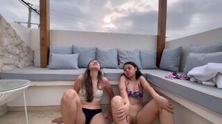 I was able to fuck the hotel service employee twice, what a delicious lesbian!!!