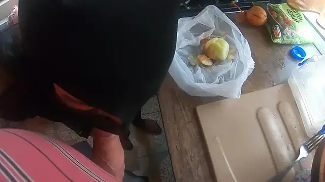 Adventures of MilfyCalla ep 56 Cooking and sucking