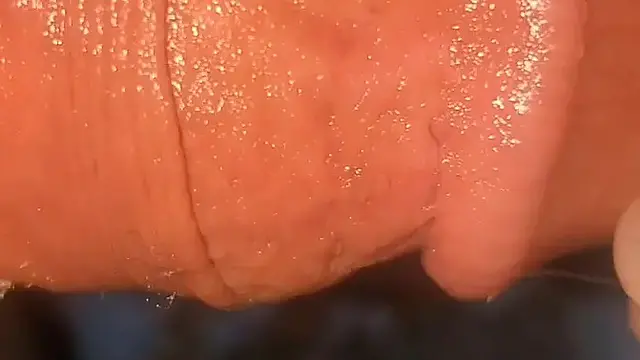 Thick and juicy girlfriend gets filled with cream