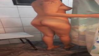 Riding that hot cock🍆 like a professional slut